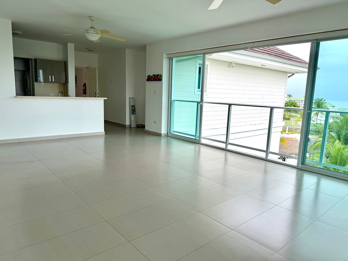 Apartment in Antón, photo 2 of 13