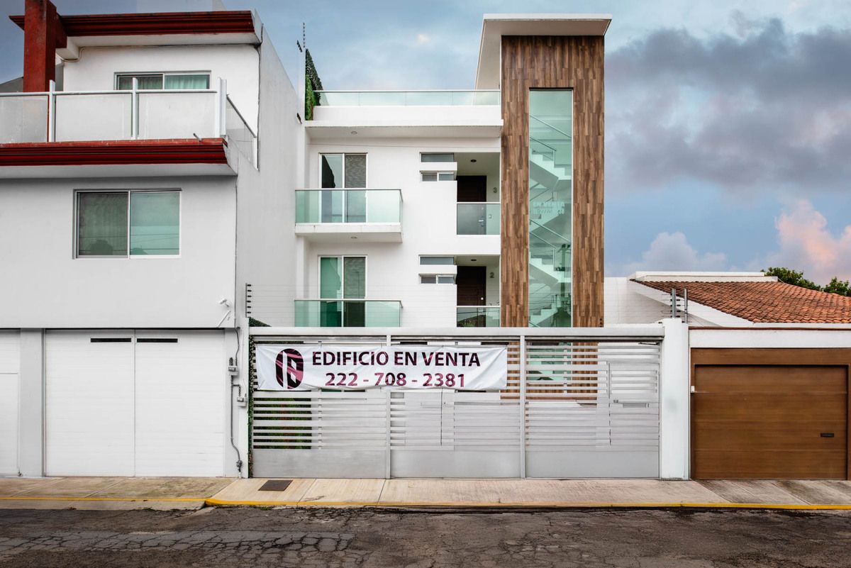 Edificio de Departamentos con Vistas al Popocatépetl en Ubicación Privilegiada
