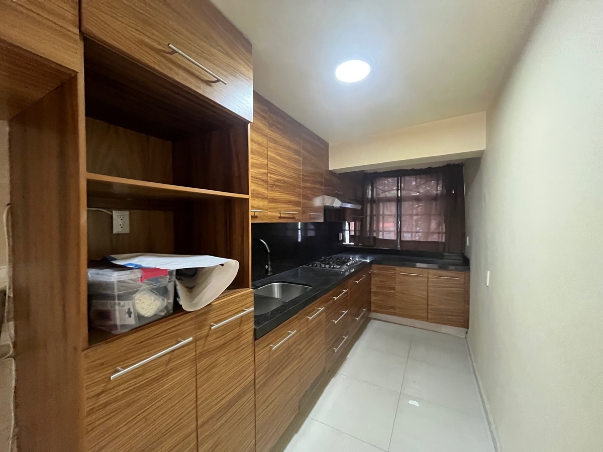 12 of 33: cocina integral