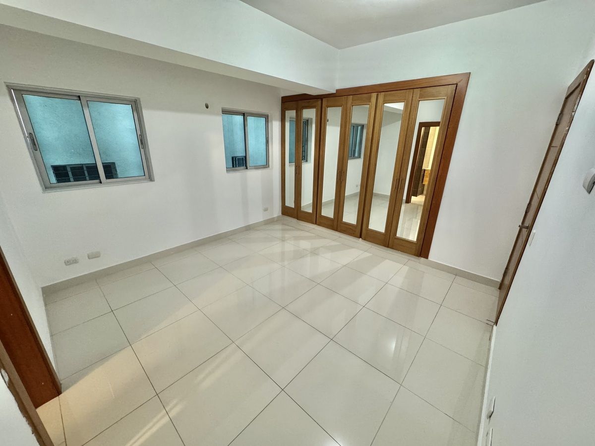 Apartamento en Urbanización Real, Santo Domingo Centro (Distrito Nacional), foto 9 de 16