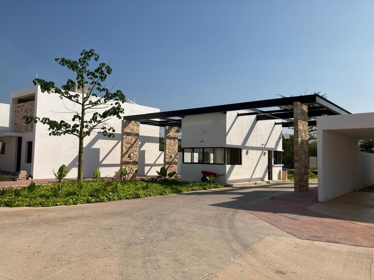 1 de 18: Casa en Venta Mérida Cholul, Paneles solares