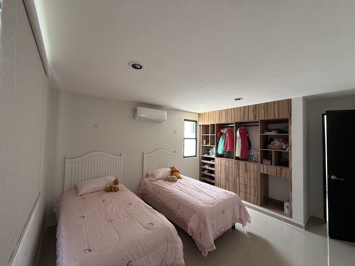 13 de 22: Segunda Habitación