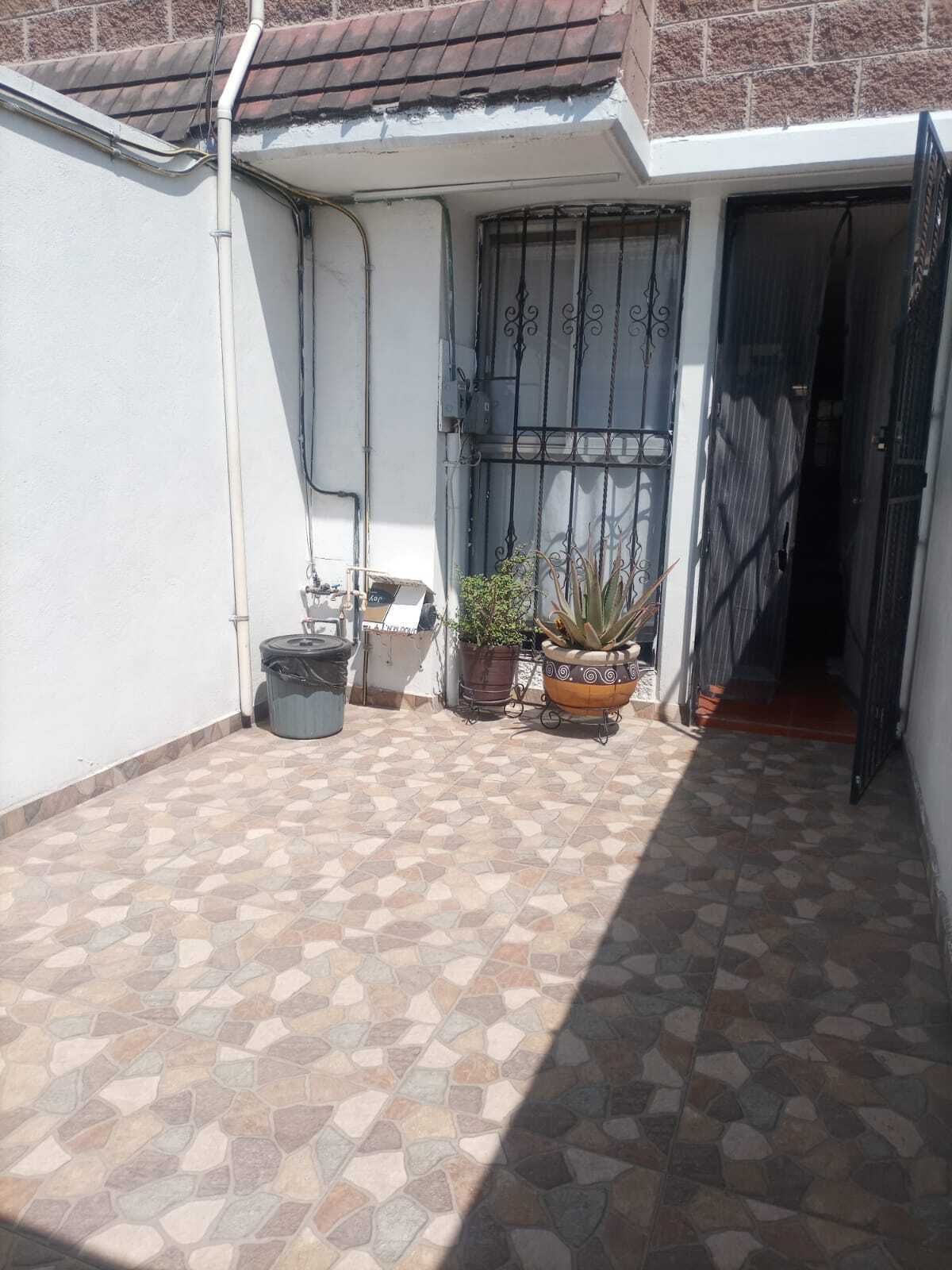 3 de 8