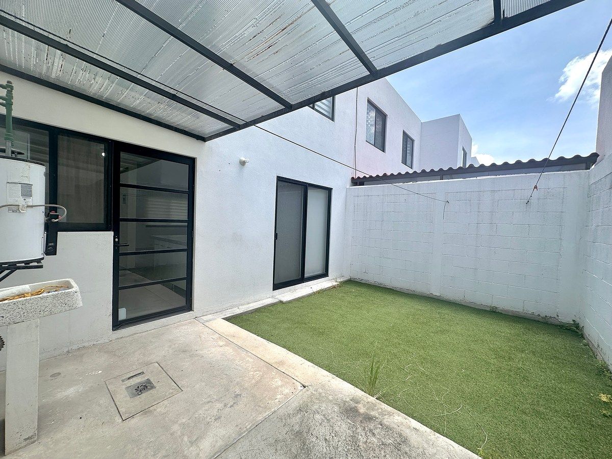 Casa en condominio en Zákia, El Marqués, foto 2 de 12