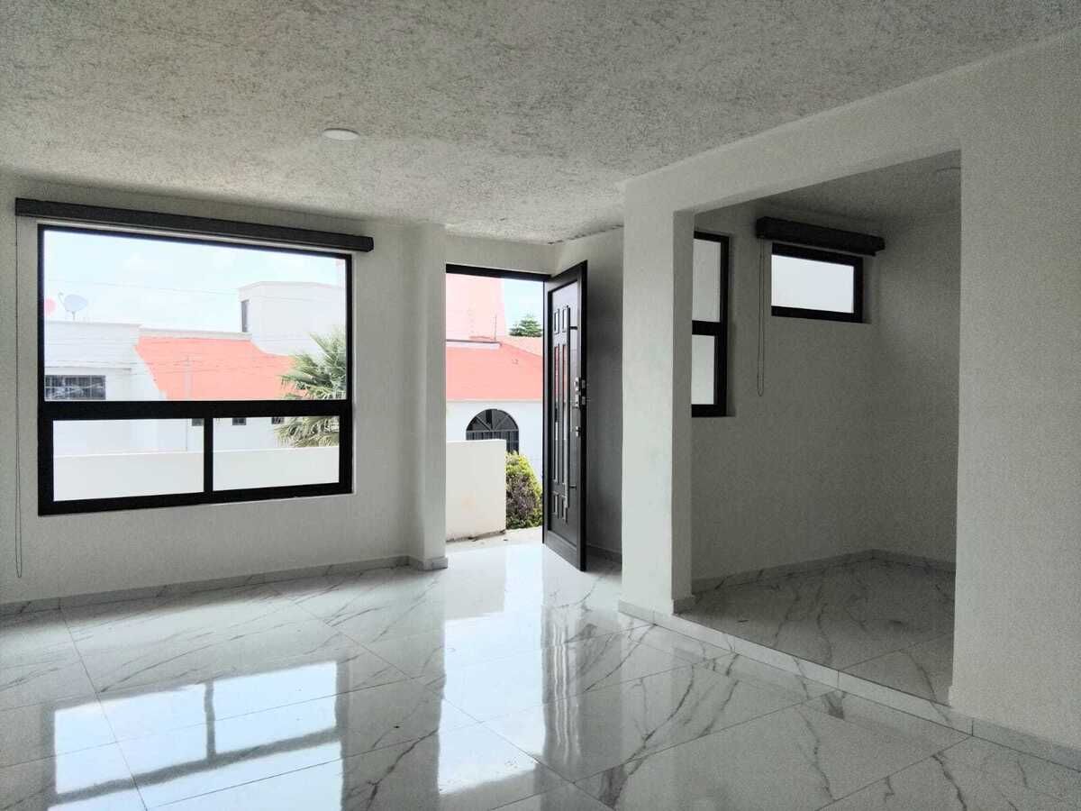 3 de 9