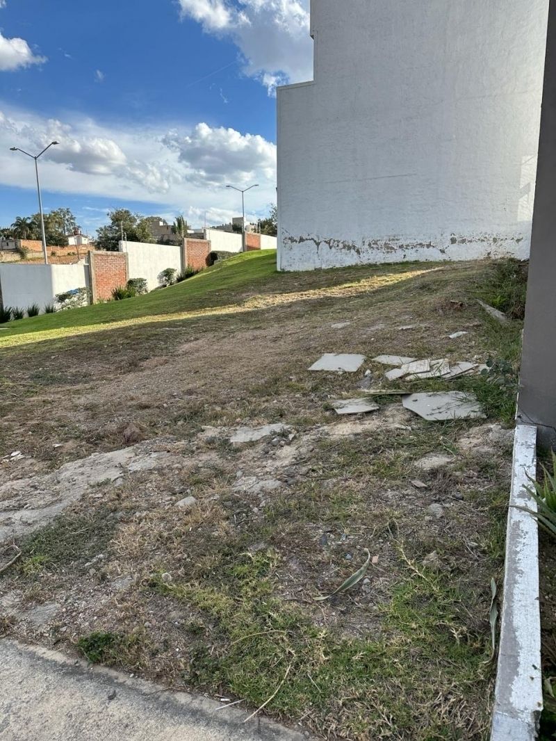 4 de 9