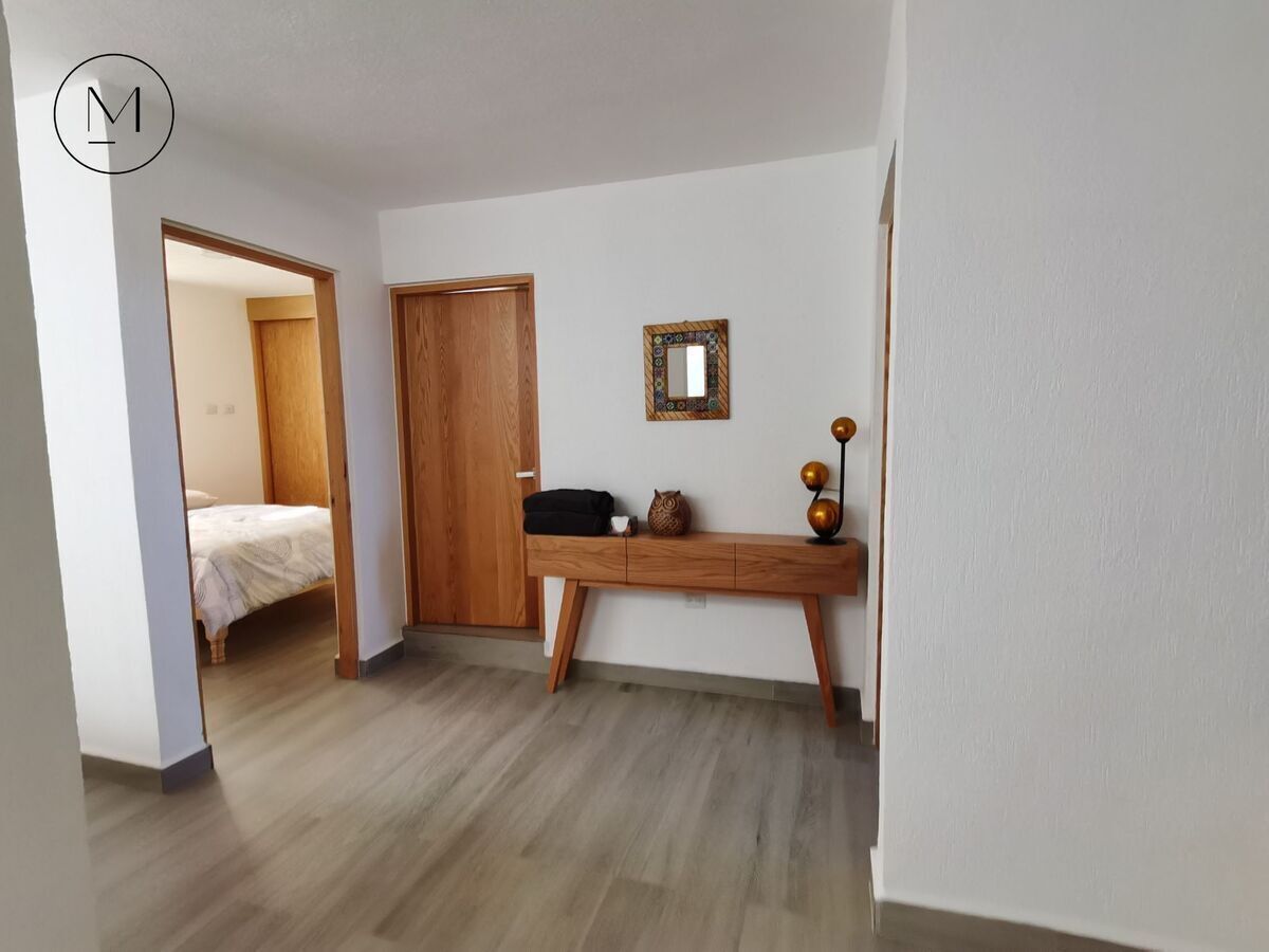 20 de 29: Pasillo Planta Alta