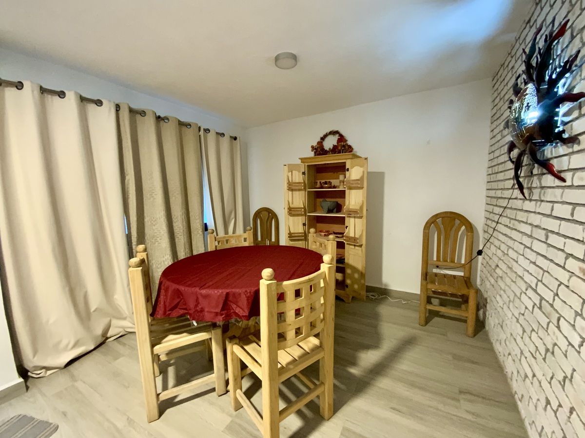 3 de 29: Ventanas que permiten la entrada de luz natural