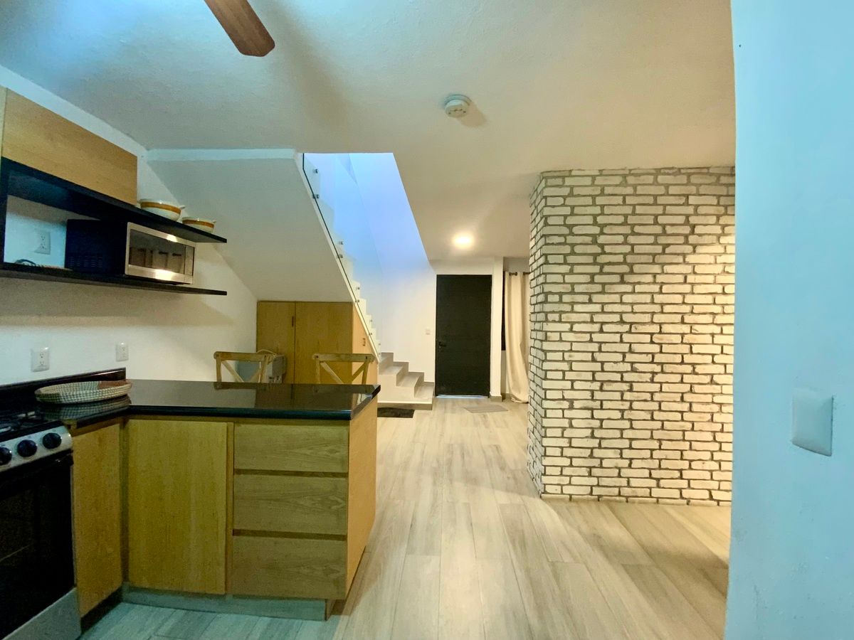 29 de 29: Vista desde la cocina