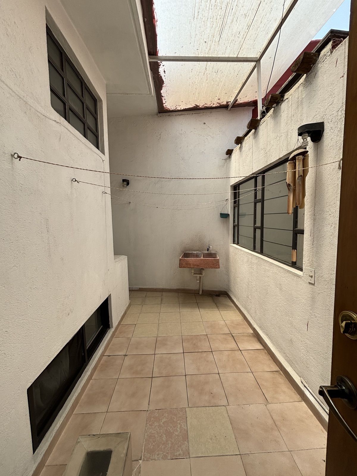 6 de 25