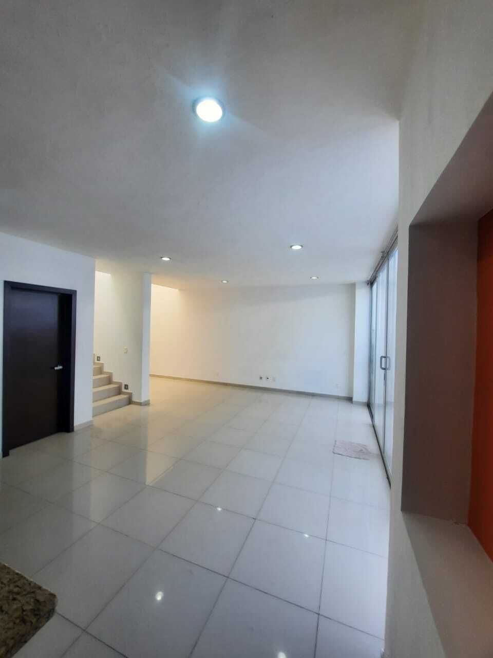 2 of 25: sala comedor