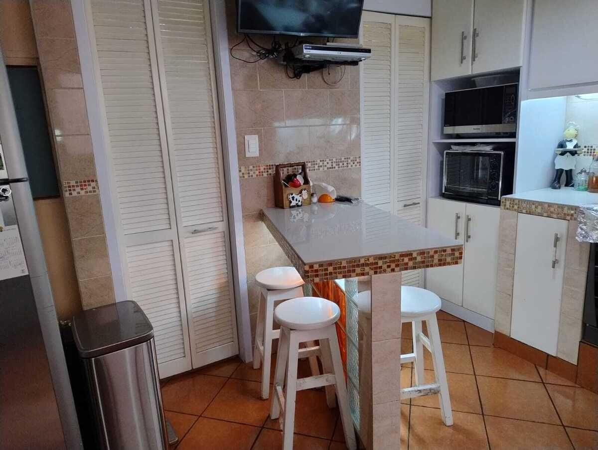 8 de 31