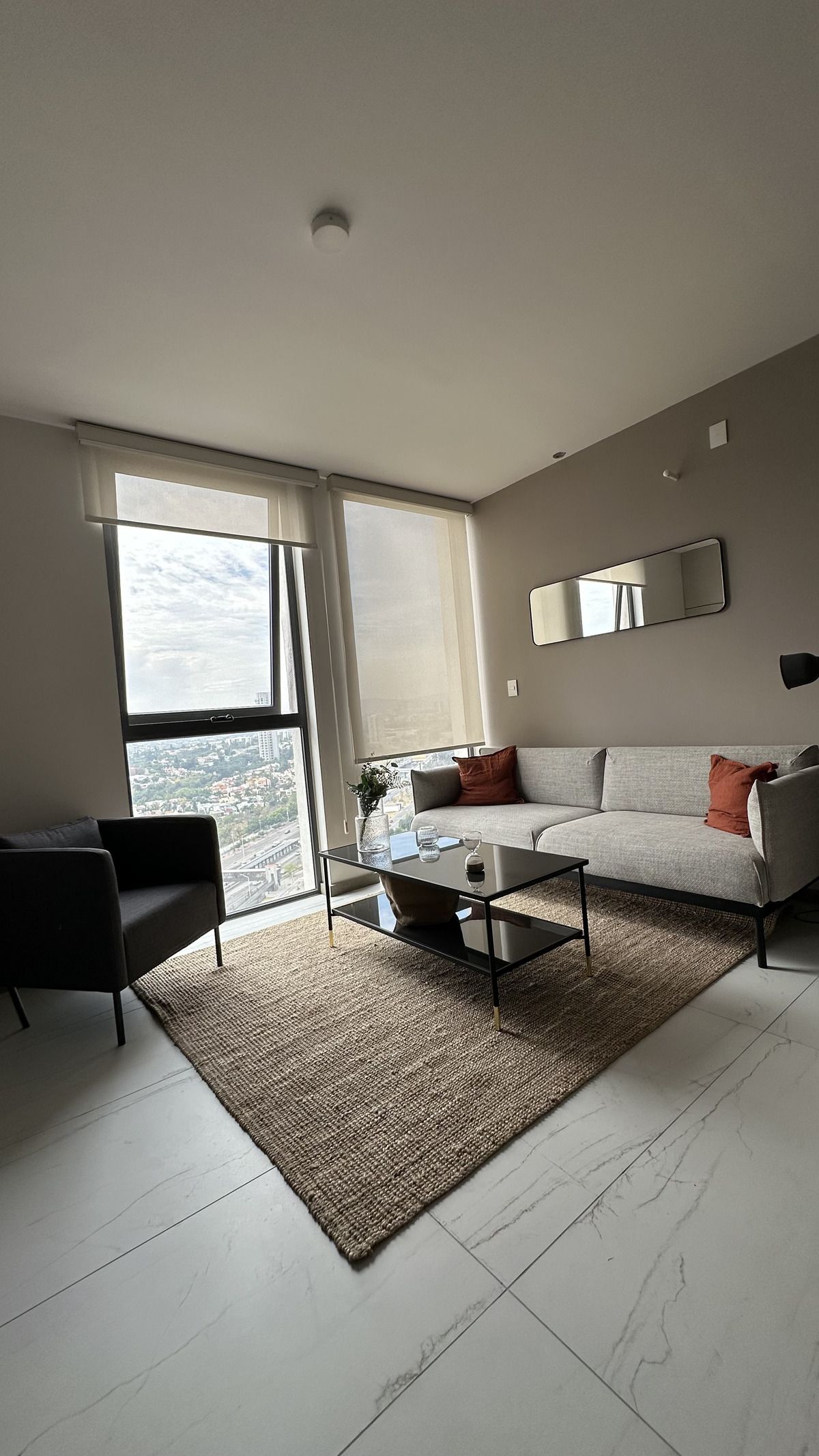 4 de 15: Departamento Muestra