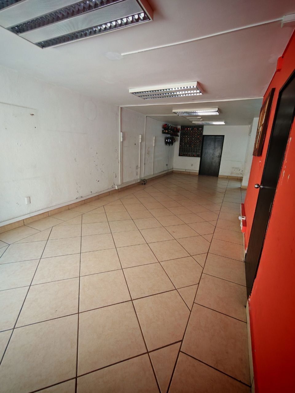 1 de 10: espacio lateral