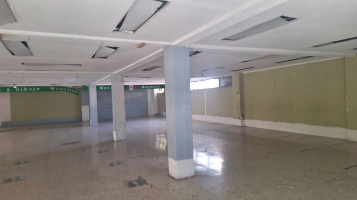 9 de 10: Renta edificio 1800 m2 zona centro Querétaro