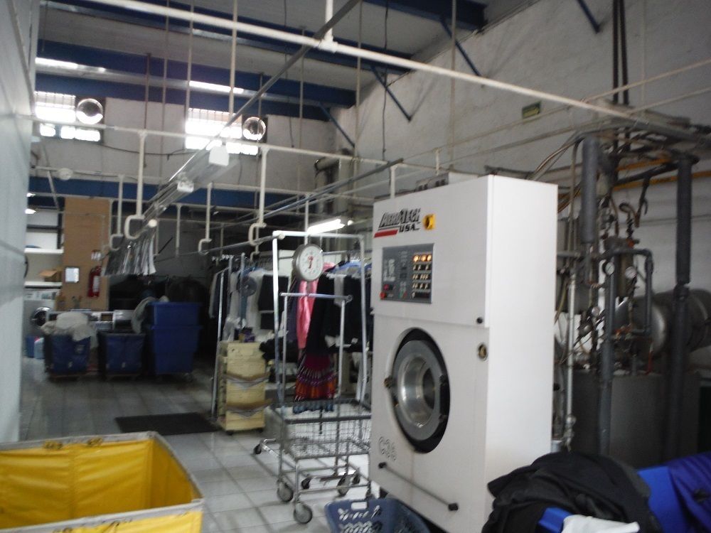 4 de 10: TRASPASO TINTORERÍA, LOCAL RENTADO, ZONA REAL, ZAPOPAN, JAL.