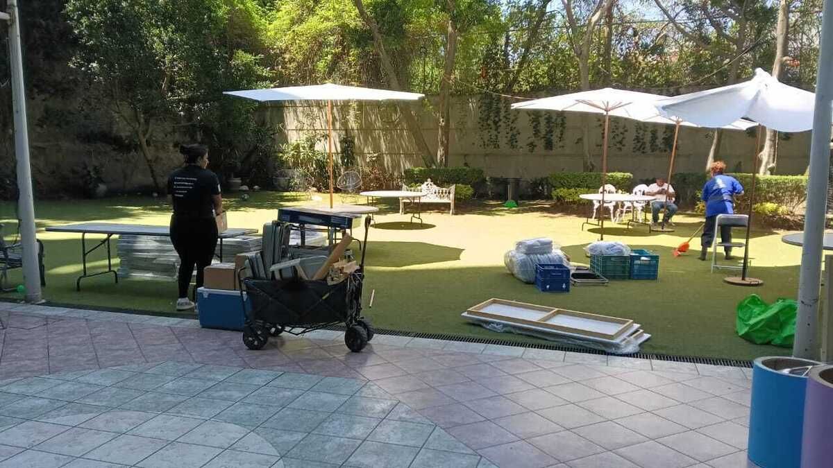 19 de 23: jardin y parrillas