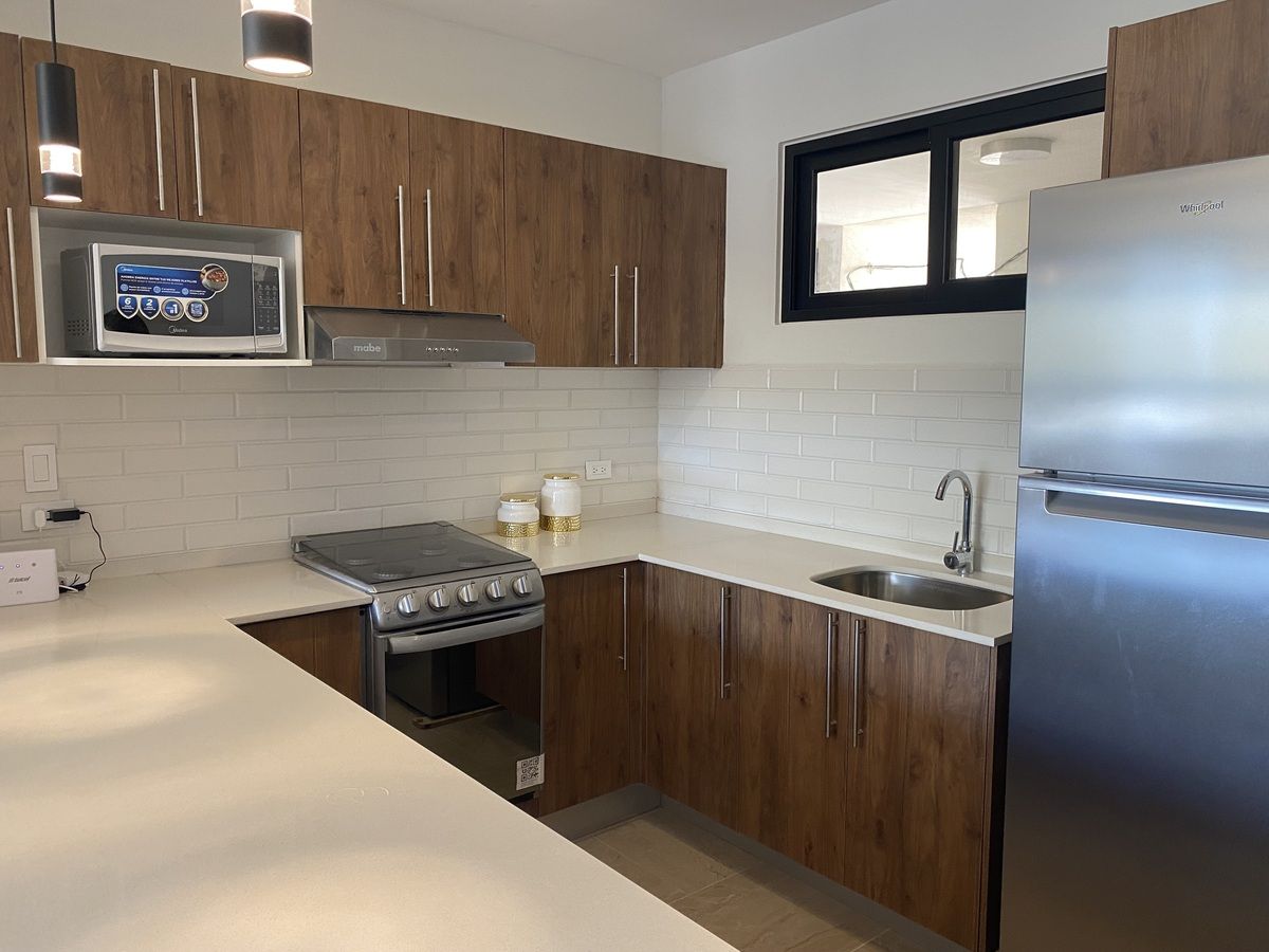 4 de 20: Cocina equipada. Con gavetas y refrigerador