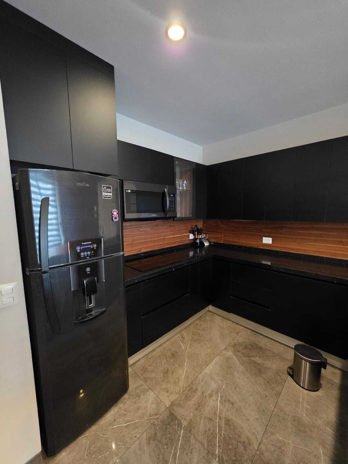 5 of 22: COCINA