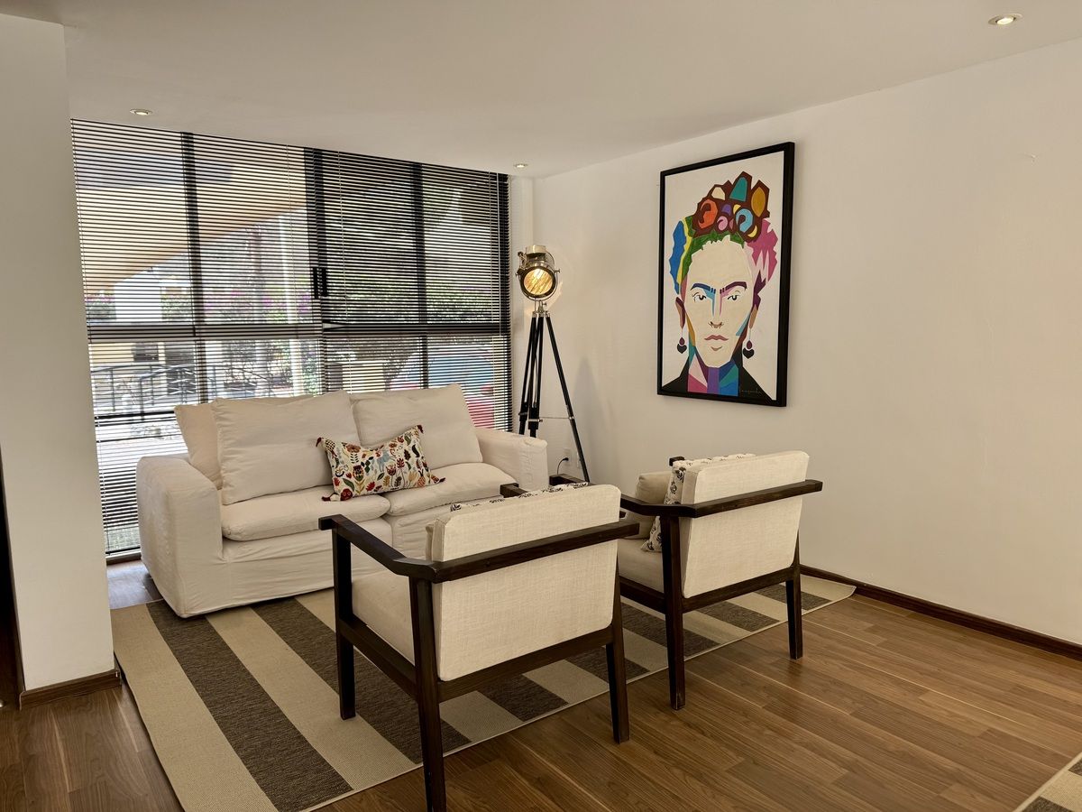 5 de 34: Sala