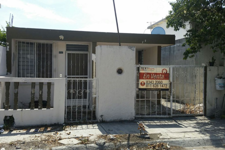 Casa en col. Jardines de Guadalupe, Guadalupe, .