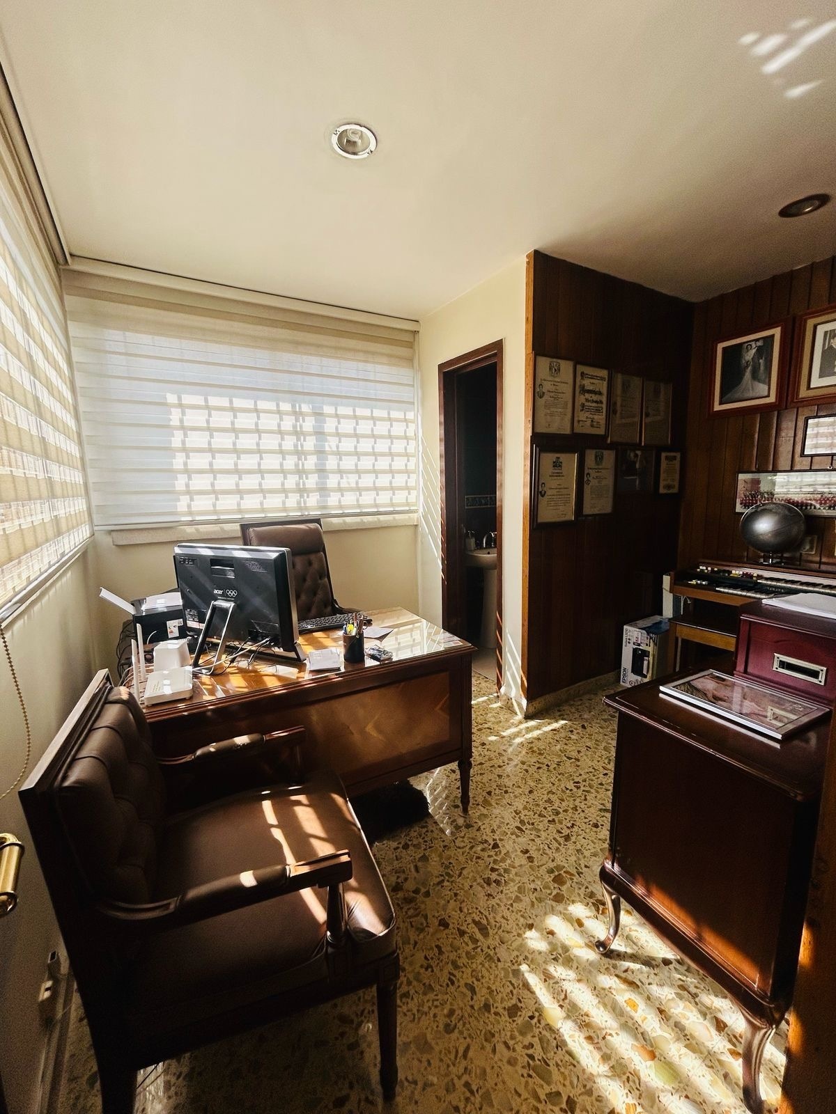 8 de 28: Estudio casa principal