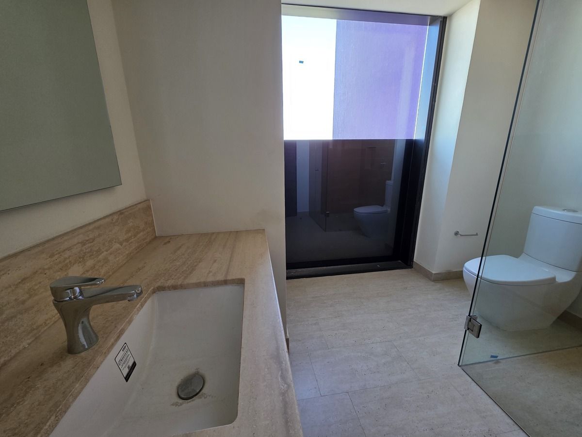 13 de 33: BAÑO COMPLETO