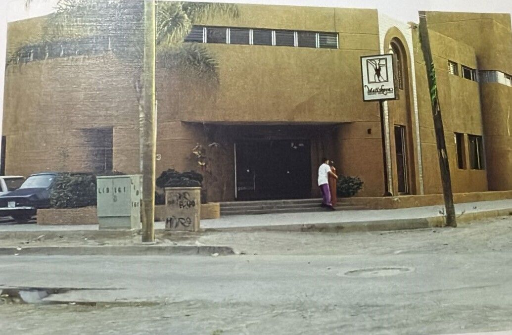 3 de 52