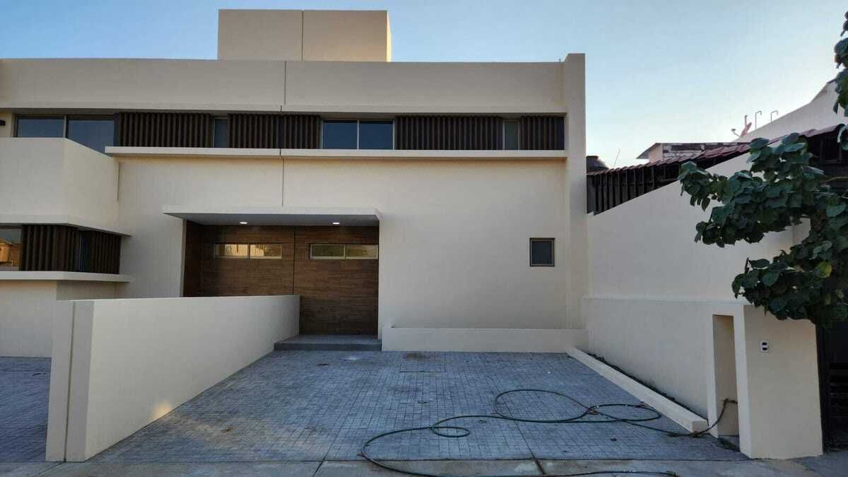 Casa en Venta en Esquina Zona Norte de Villa de Àlvarez