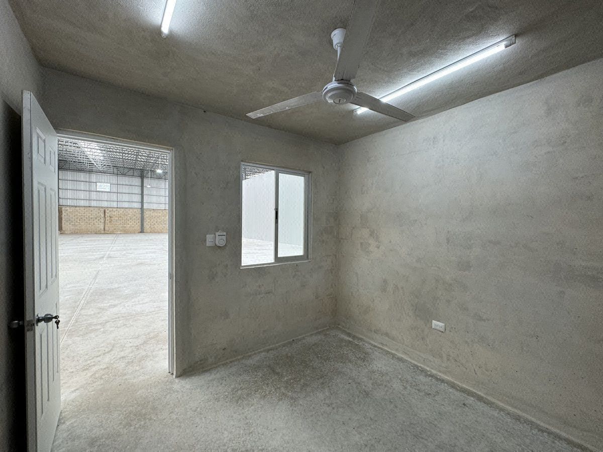 Commercial Storage Unit in Plan de Ayala Sur III, Mérida, photo 2 of 7
