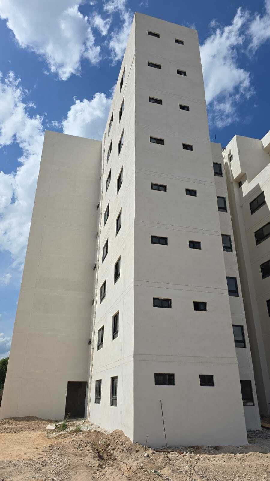 Venta Departamento en Galerías Apartments, Mérida