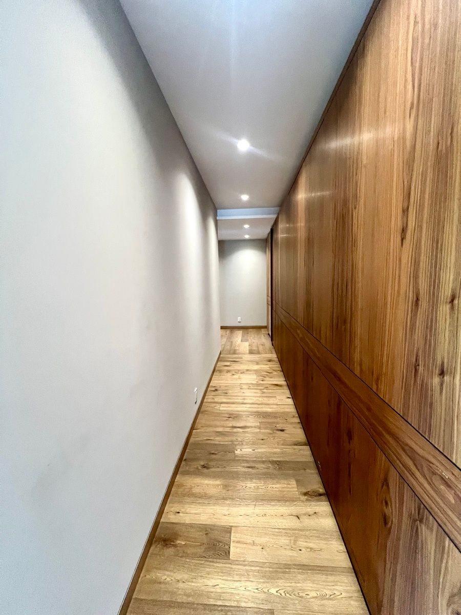 16 de 28: pasillo recámaras