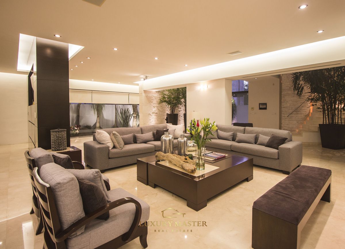 3 de 45: fraccionamiento las lomas sala de  casa en venta