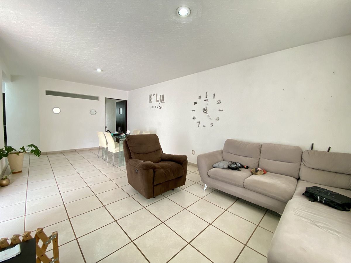 4 de 11: Sala