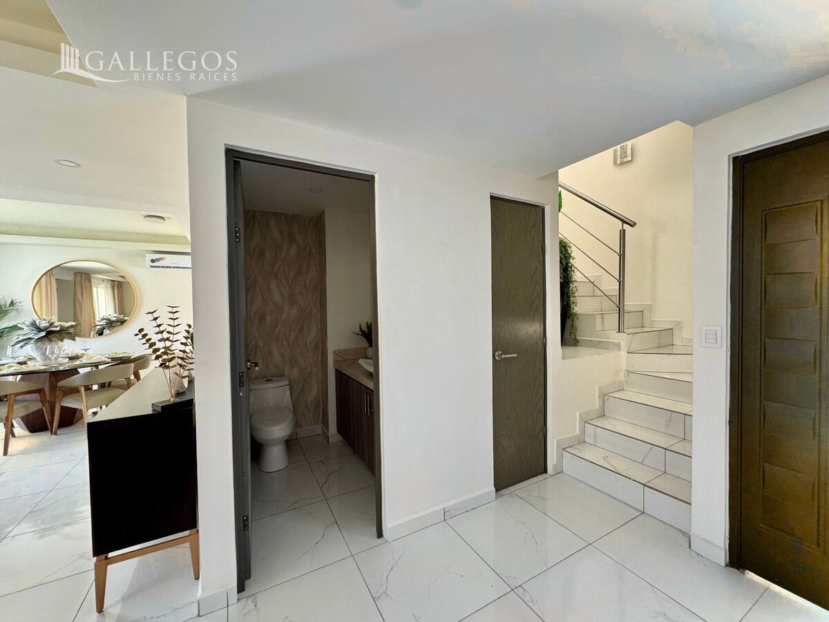 5 de 25: vista a las escaleras