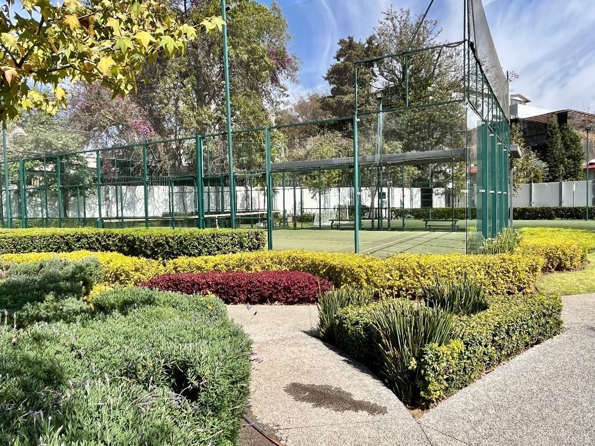 19 of 21: Chanca de pádel