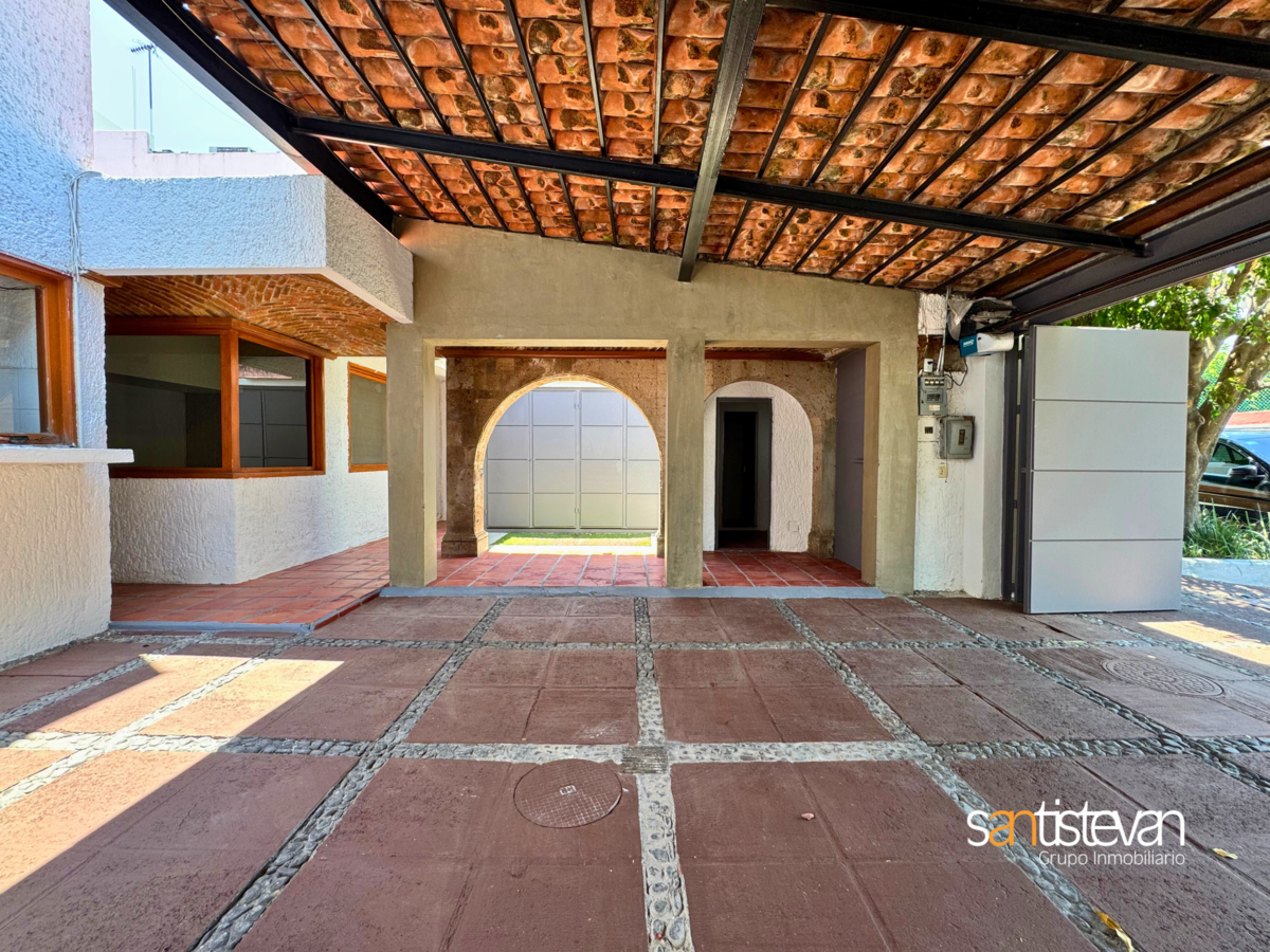 3 of 18: Vive a 5 mnts de Andares, Casa en venta Villa Universitaria