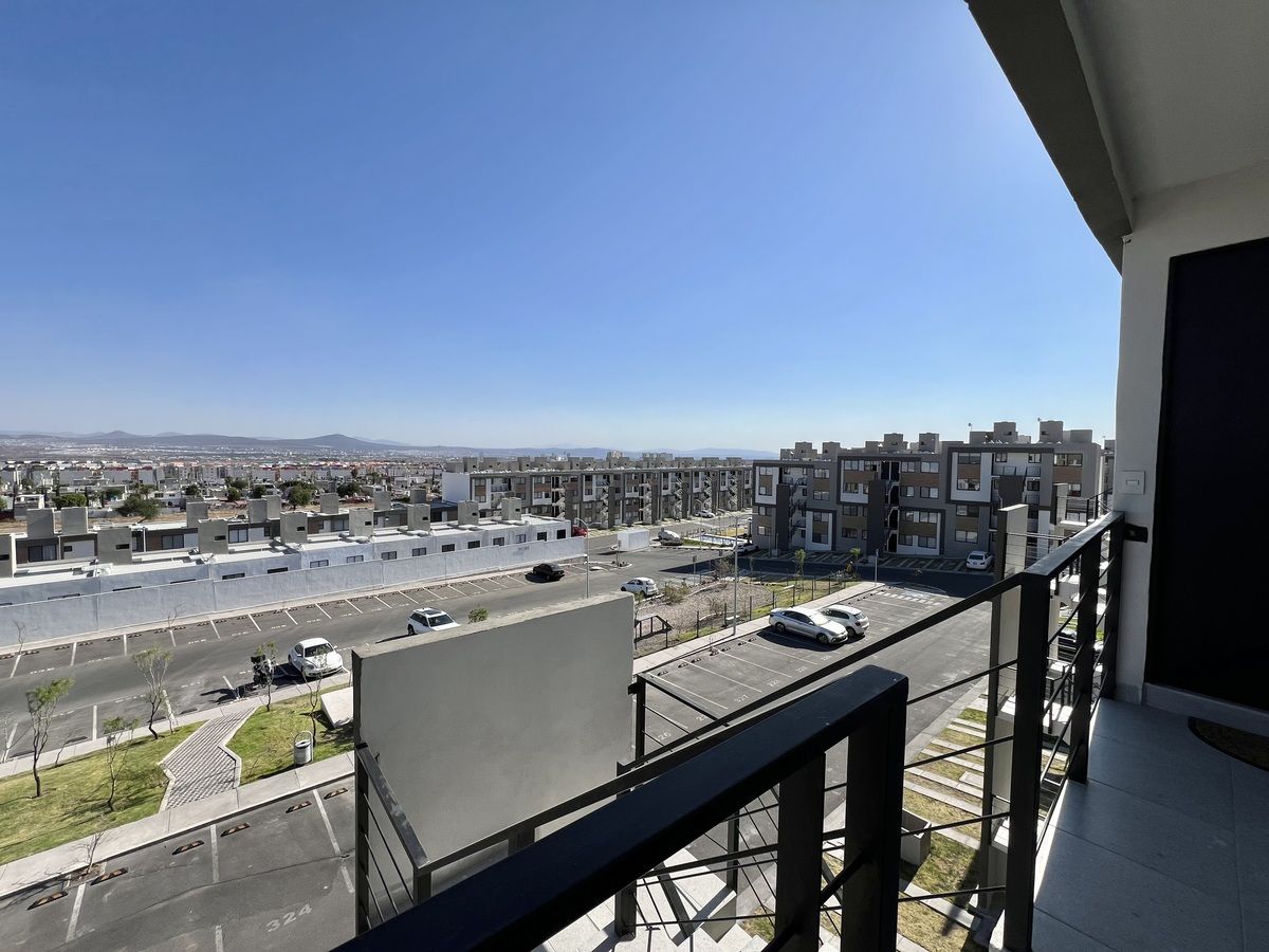 18 de 24: Vista desde la entrada del departamento