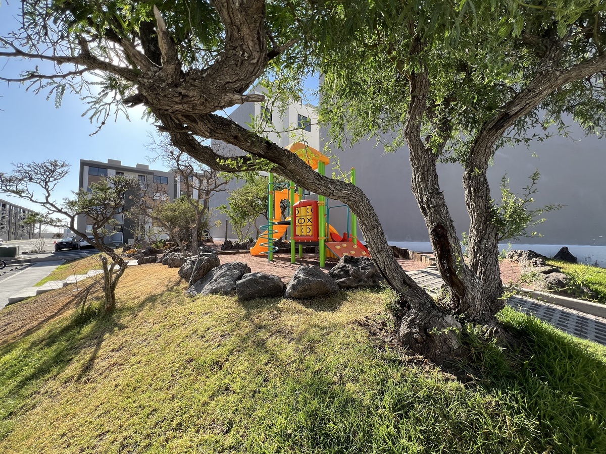 22 de 24: Juegos infantiles