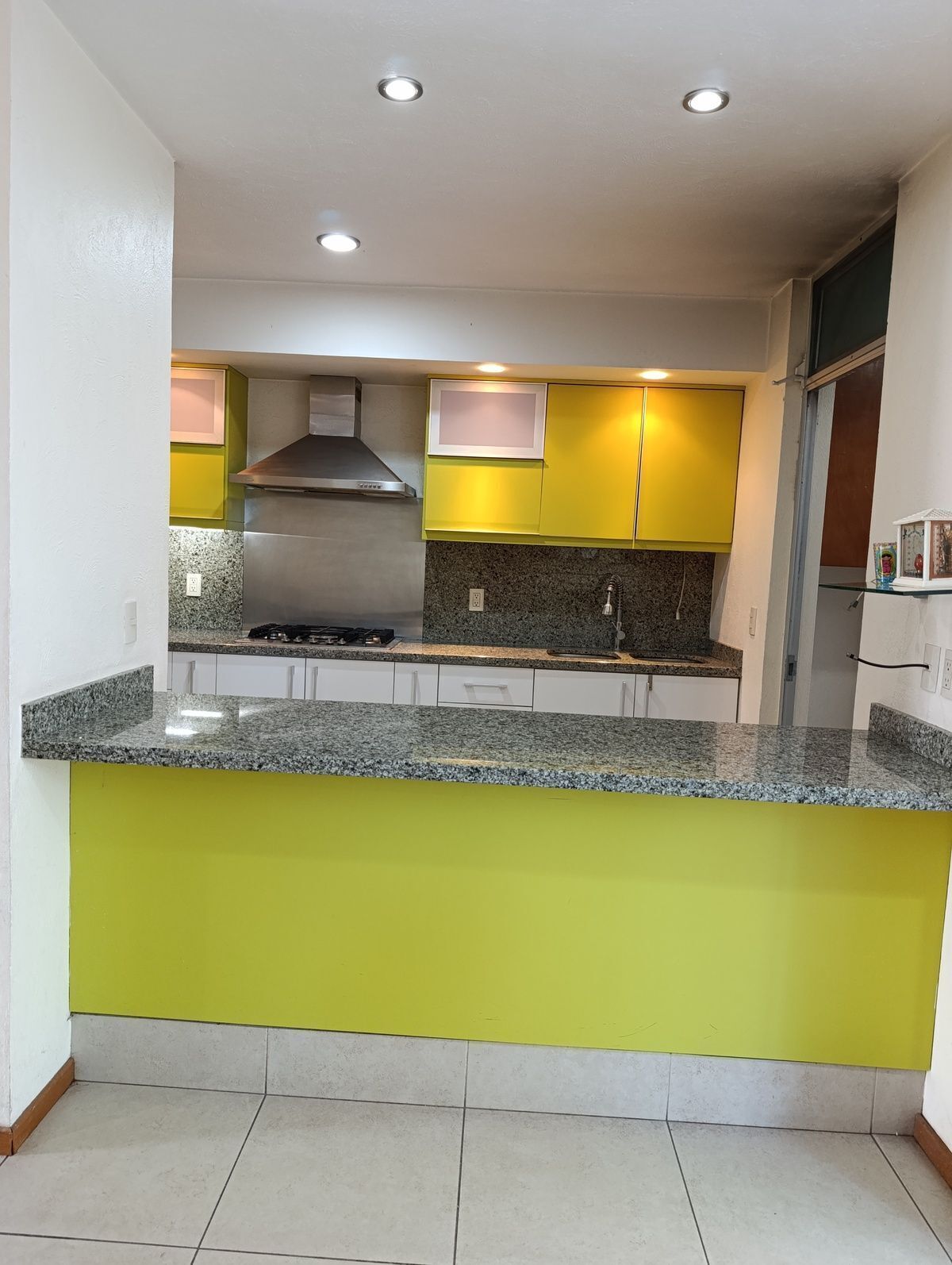 3 of 36: MODERNA COCINA INTEGRAL