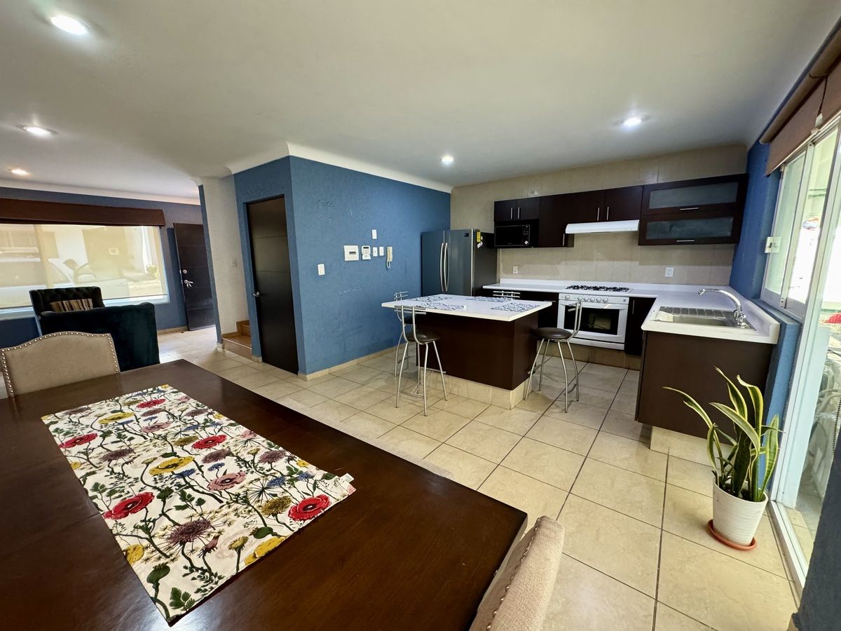 5 de 21: Cocina y Comedor