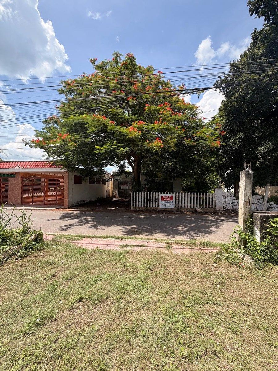 Casa con terreno en venta, en Conkal, Yucatán, foto 1 de 38