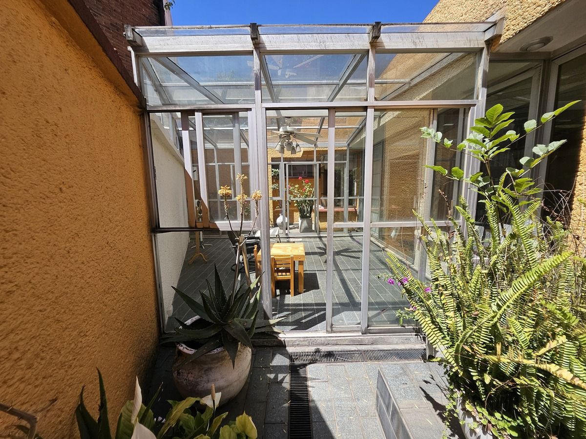 Casa en condominio en Venta en Villa Navon con 3 Recámaras, 2 Baños y 220 Metros Cuadrados | luxxu