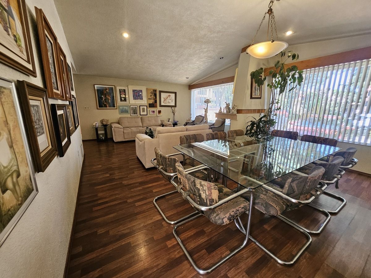 Casa en condominio en Venta en Villa Navon con 3 Recámaras, 2 Baños y 220 Metros Cuadrados | luxxu