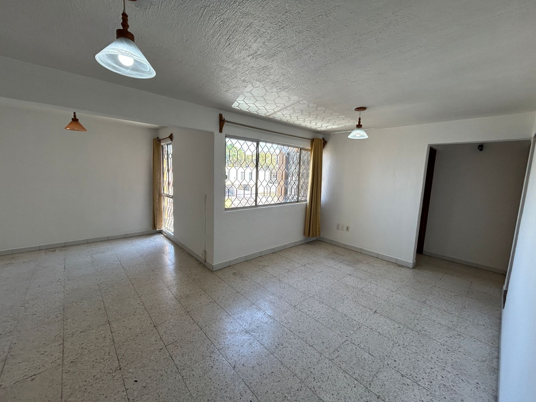1 de 17: Departamento ideal para inversión en Jardines del Country.