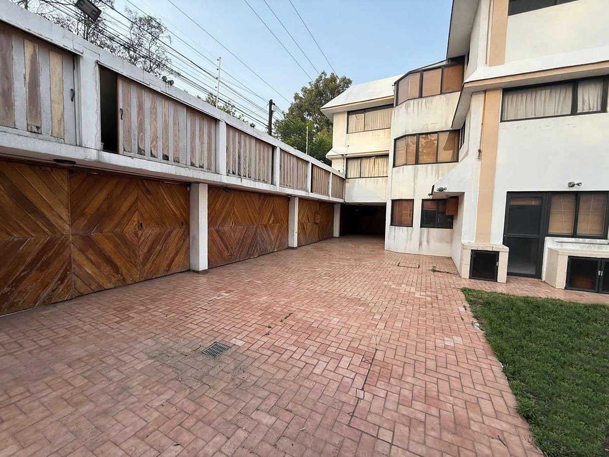 2 de 19: Casa en Venta en Lomas de las Águilas Rayo Vende ®