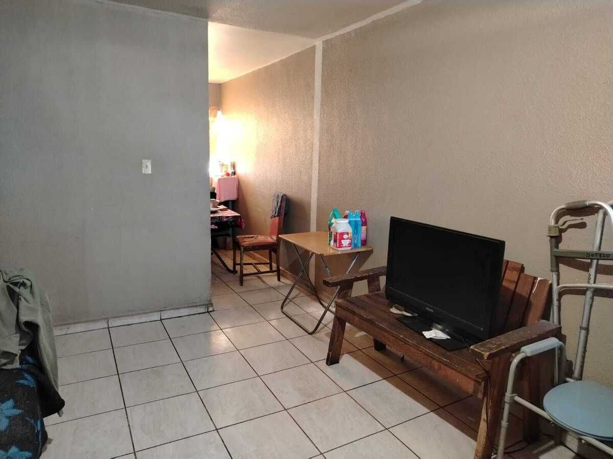 3 de 8