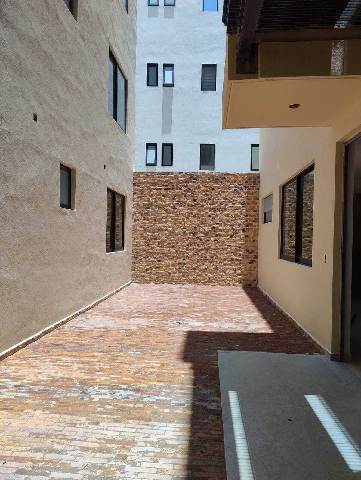 4 de 9: Patio central