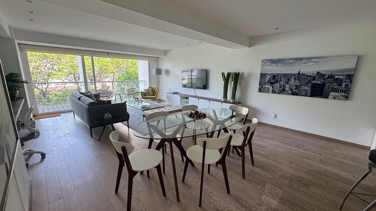 I am selling an apartment with a terrace, photo 1 of 21