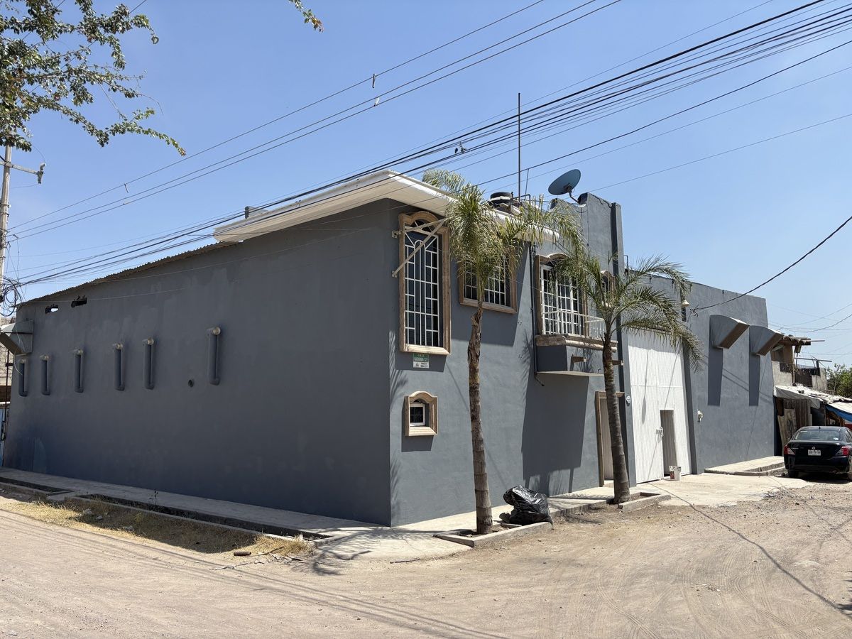 Warehouse for Sale Airport Area - foto 2